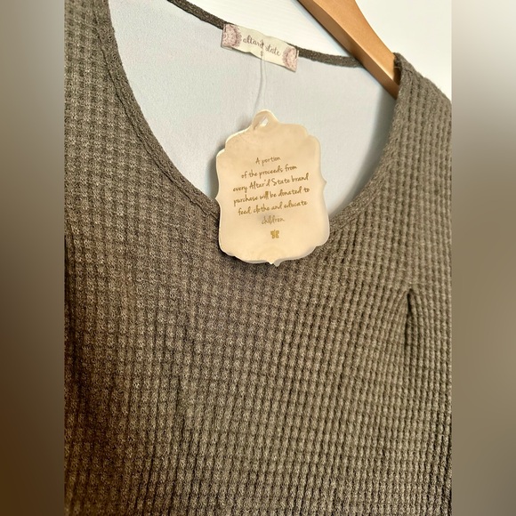 NWT Altar'd State Olive Long Sleeve Layered Waffle Top - Picture 4 of 4